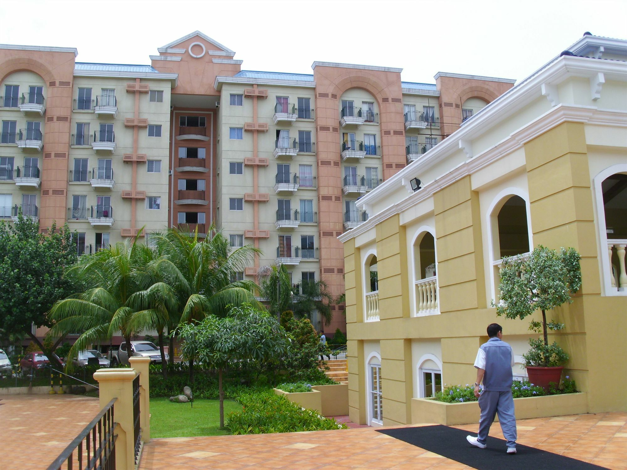 Airport Apartments Manila Paranaque City Exterior foto